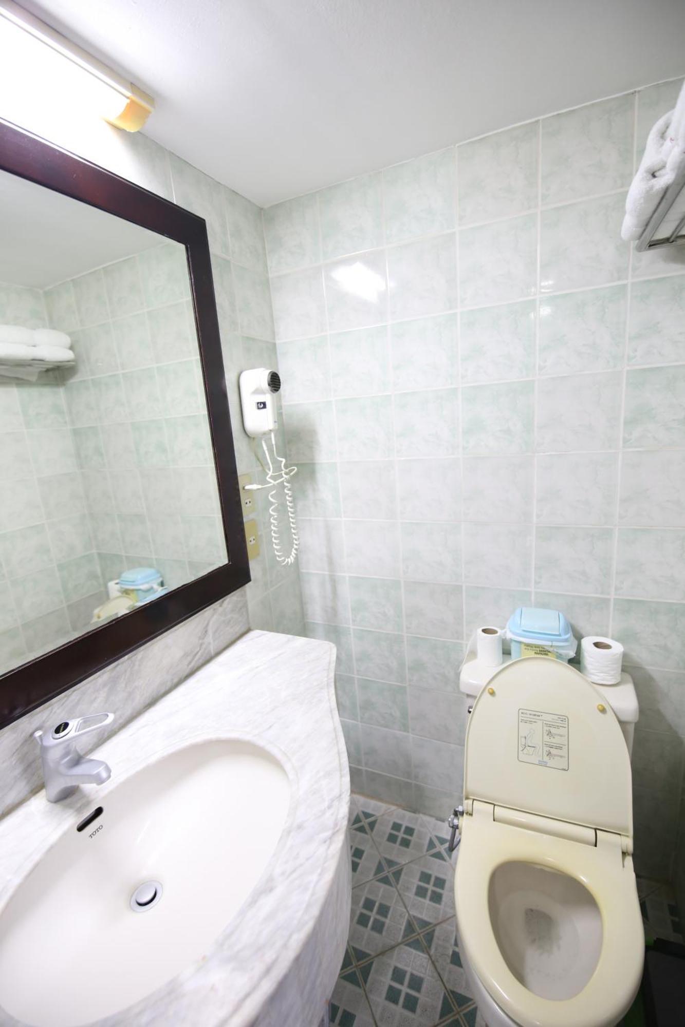 Hotel Asia Cebu Kültér fotó