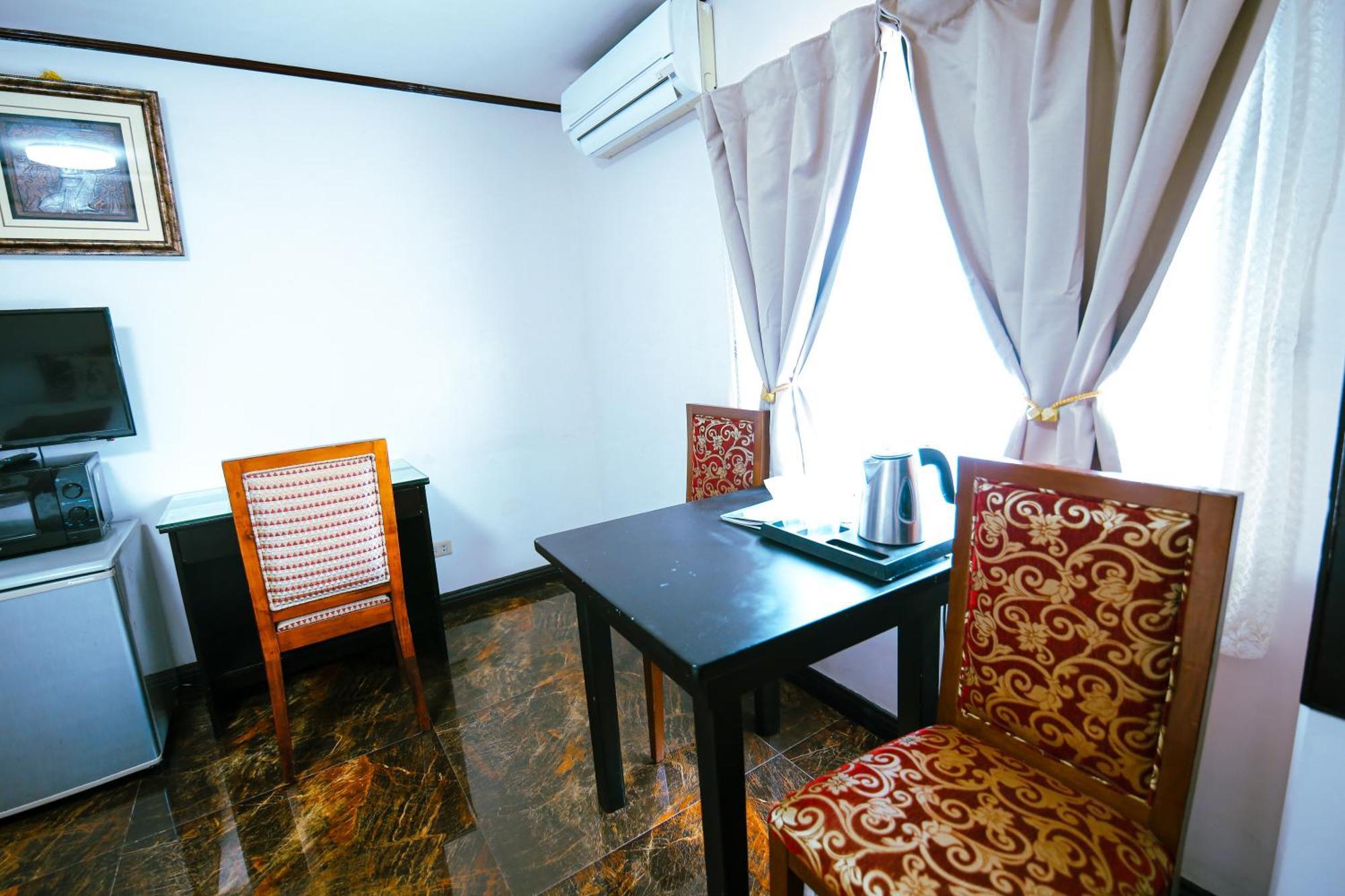 Hotel Asia Cebu Kültér fotó