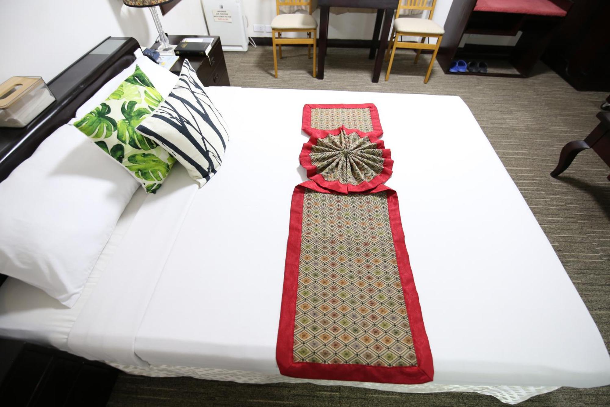 Hotel Asia Cebu Kültér fotó